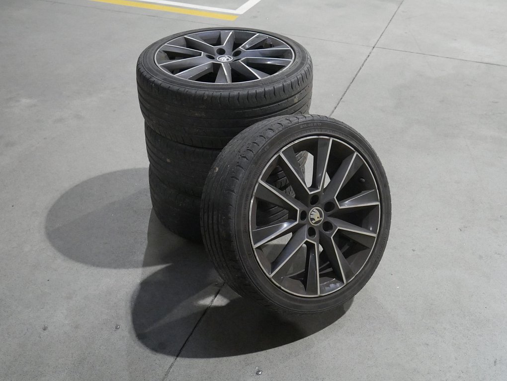 Škoda Rapid 1.2 TSI Ambition