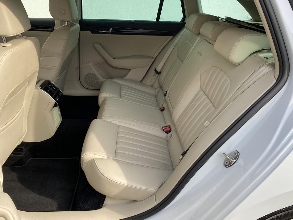 Škoda Superb III 2.0TDi L&K 4x4