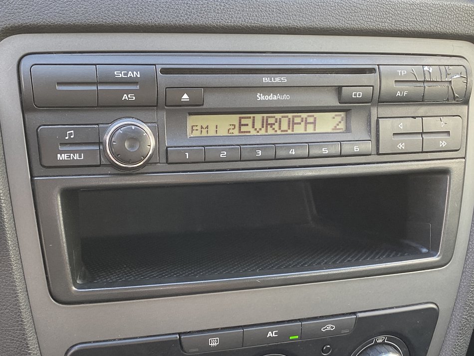 Škoda Octavia II 1.6TDi Ambiente