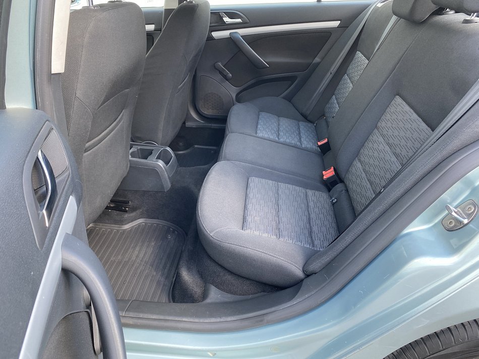 Škoda Octavia II 1.6TDi Ambiente