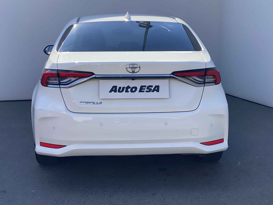 Toyota Corolla 1.5i 