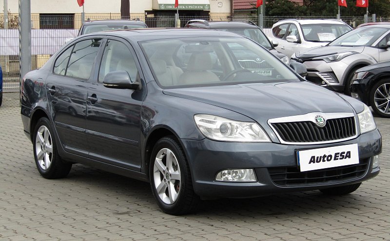 Škoda Octavia II 2.0 TDi Elegance