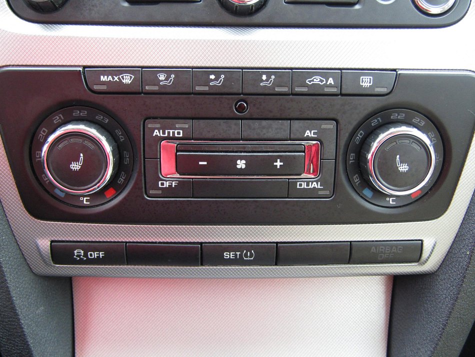 Škoda Octavia II 2.0 TDi Elegance