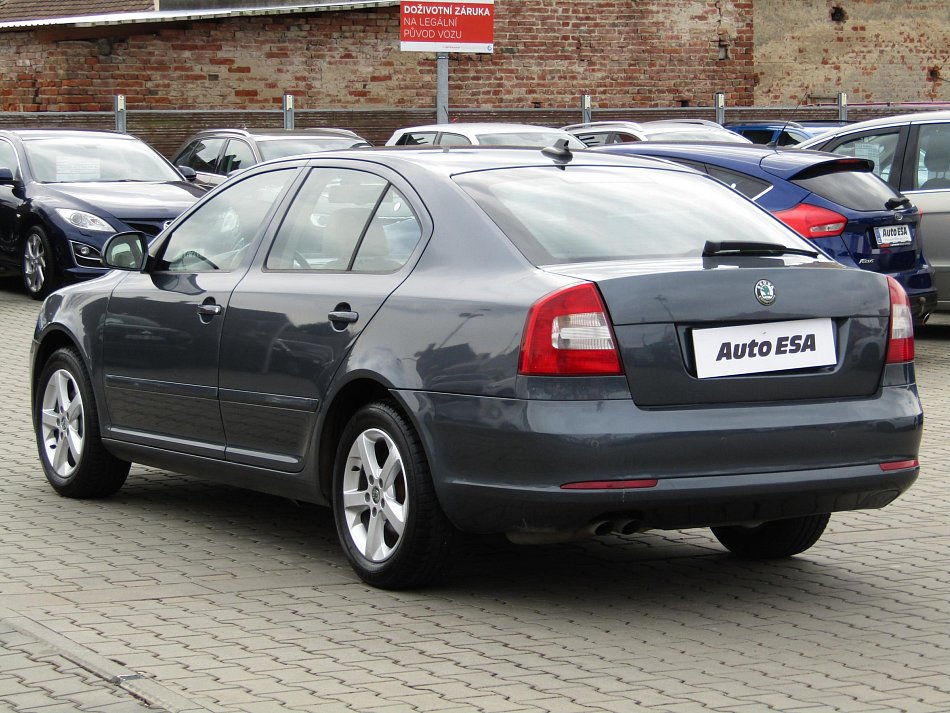 Škoda Octavia II 2.0 TDi Elegance