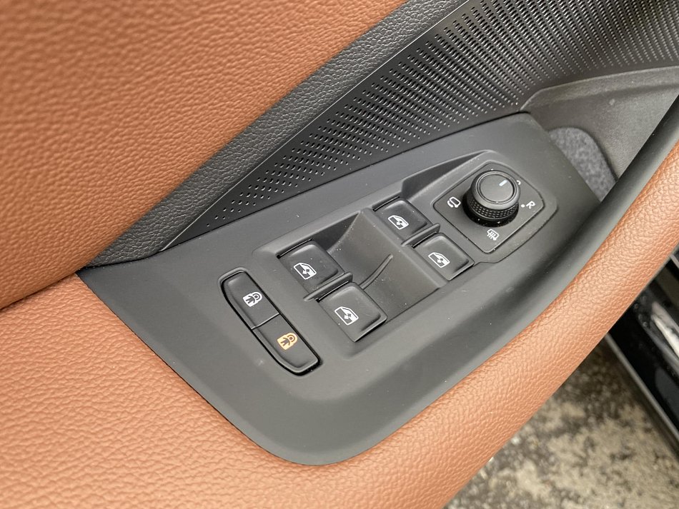 Škoda Superb IV 2.0 TSi L&K 4X4