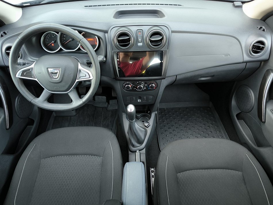 Dacia Sandero 1.0i 