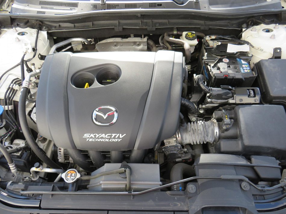 Mazda 3 2.0 i Sport