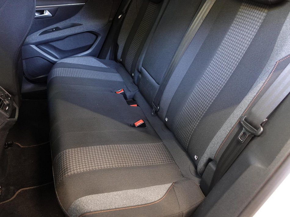 Peugeot 3008 1.2 PT Active