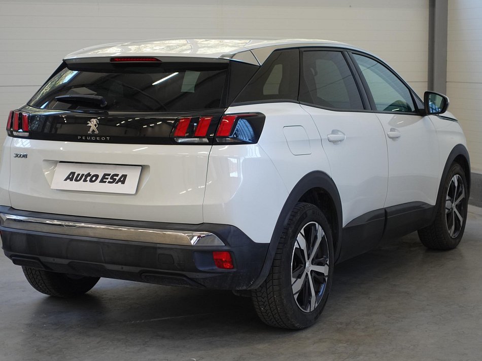 Peugeot 3008 1.2 PT Active