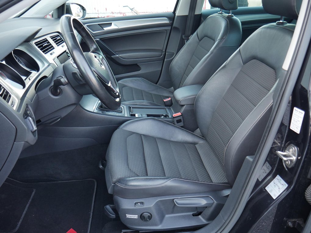 Volkswagen Golf 1.4 TSi 