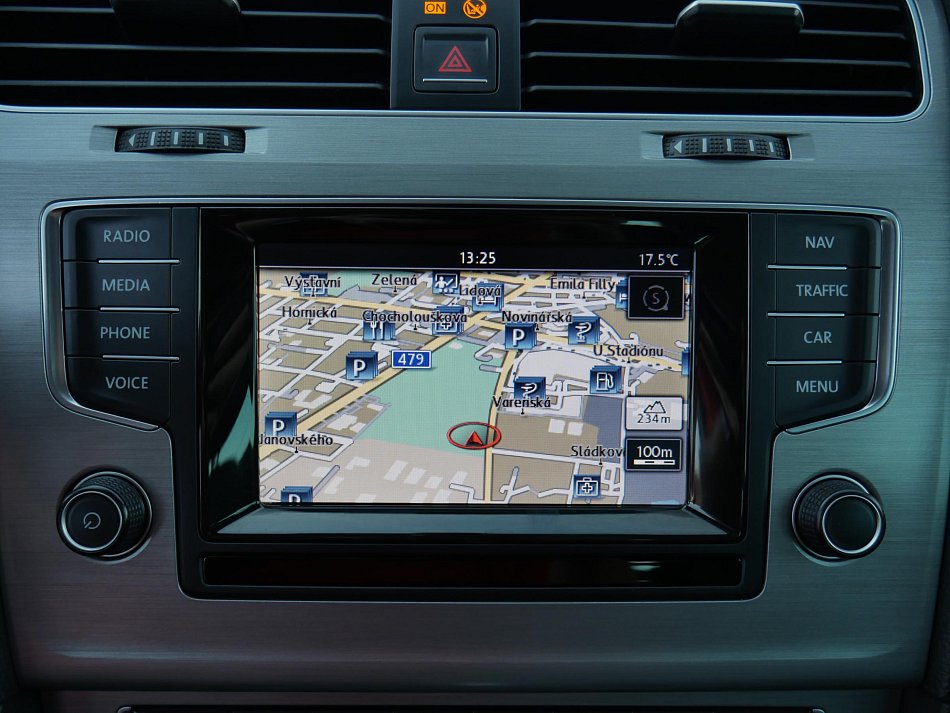 Volkswagen Golf 1.4 TSi 