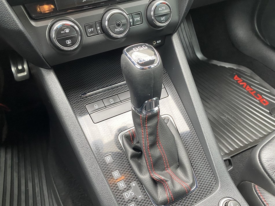 Škoda Octavia III 2.0 TDi RS