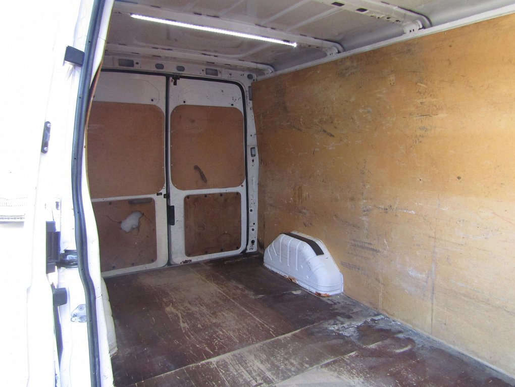 Ford Transit 2.2TDCi Trend L3H2