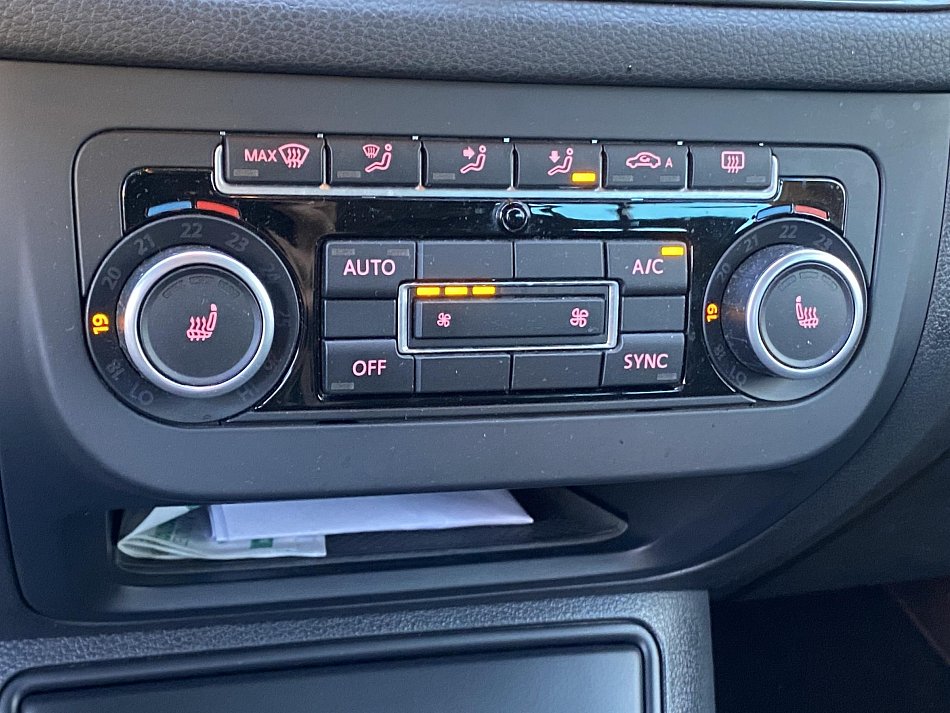 Volkswagen Tiguan 1.4TSi 