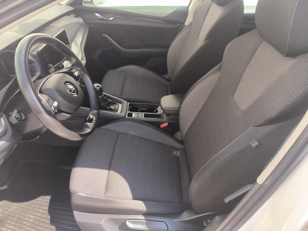 Škoda Octavia IV 1.5 TSi Ambition