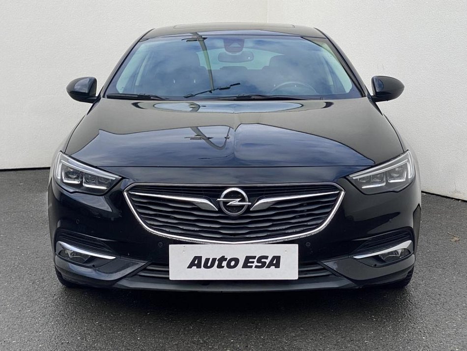 Opel Insignia 2.0 D 