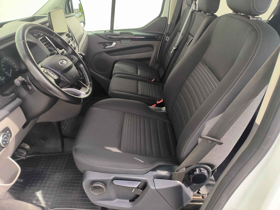 Ford Transit Custom 2.0TDCi Limited 6míst