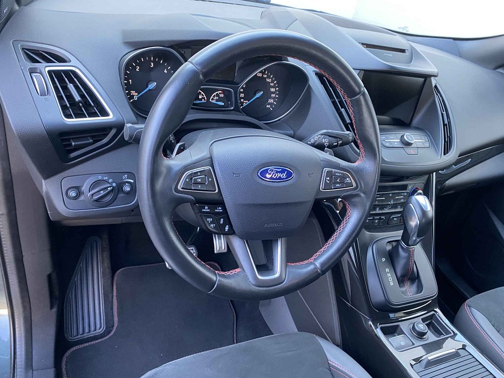 Ford Kuga 2.0 TDCi ST-Line 4x4