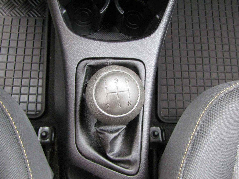 Kia Picanto 1.0i 