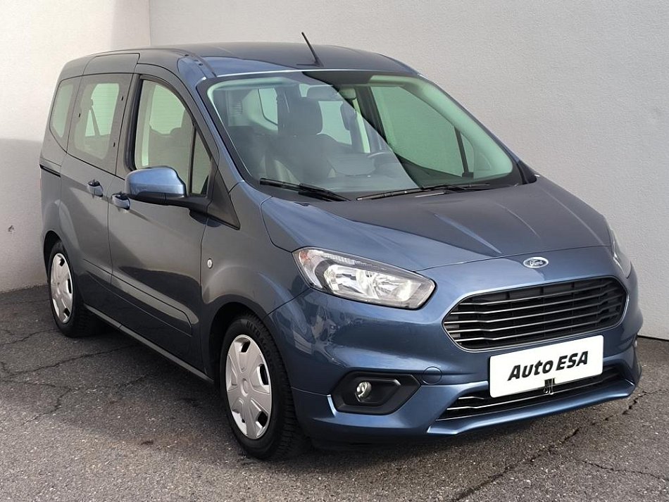 Ford Tourneo Courier 1.0i 