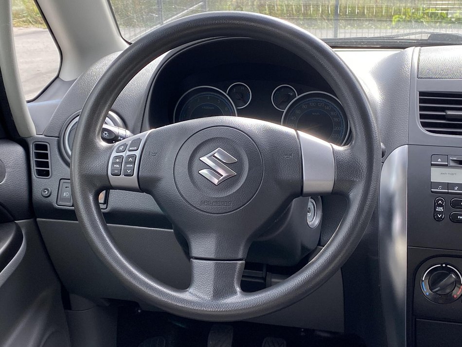 Suzuki SX4 1.6 VVT  4x4, LPG