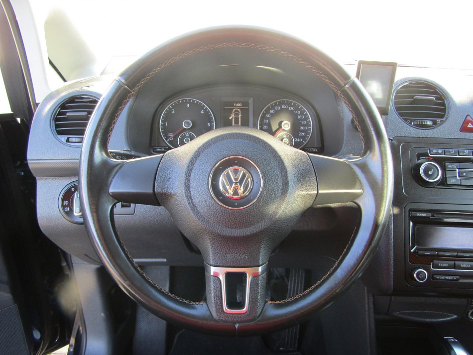 Volkswagen Caddy 1.6TDi JAKO-O MAXi 7míst