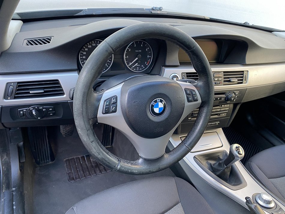 BMW Řada 3 1.8i 