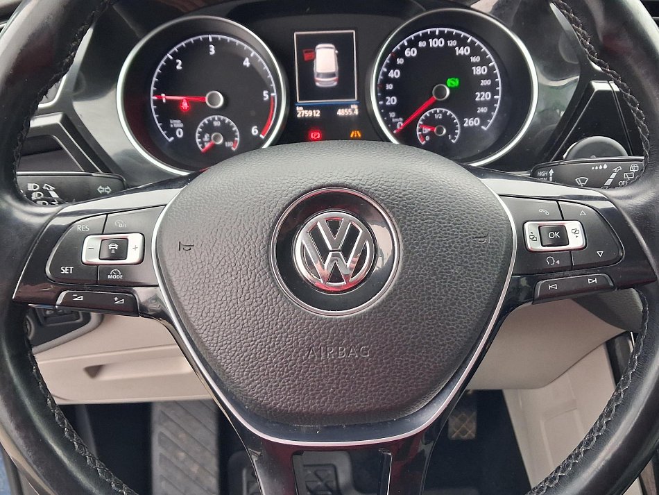 Volkswagen Touran 2.0 TDi 