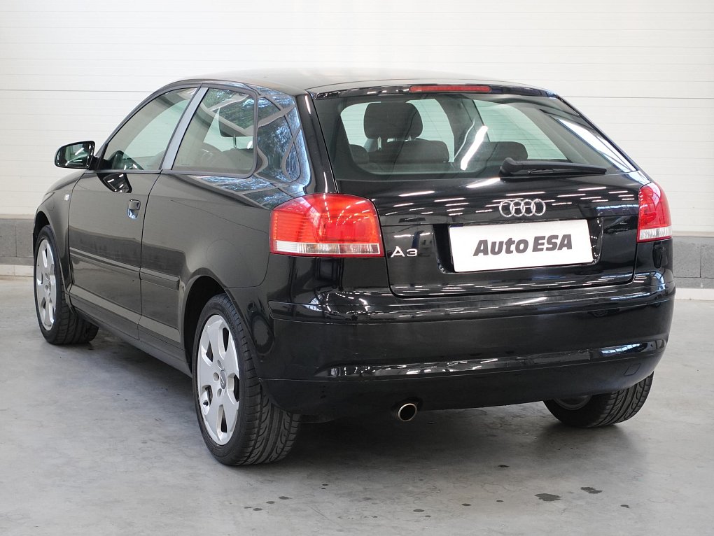 Audi A3 1.6i 