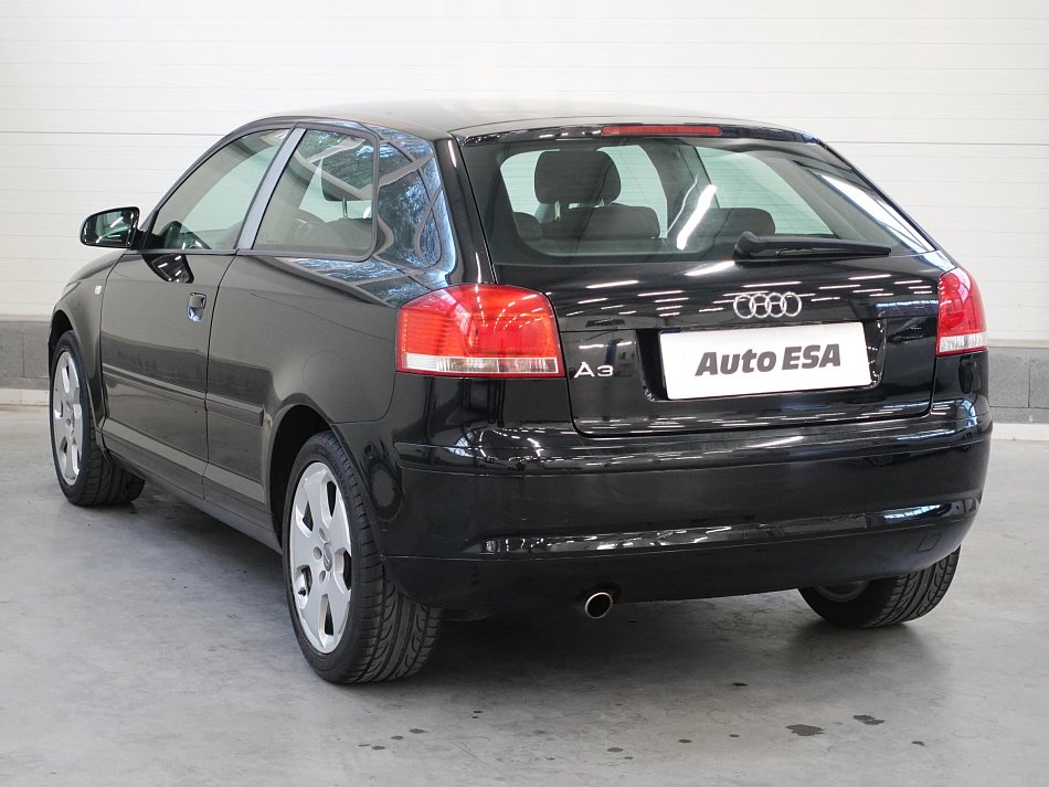Audi A3 1.6i 