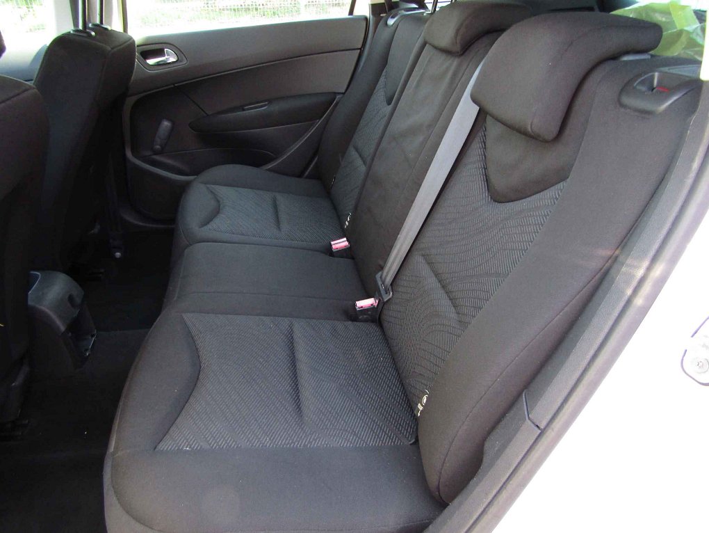 Peugeot 308 1.6 HDi 