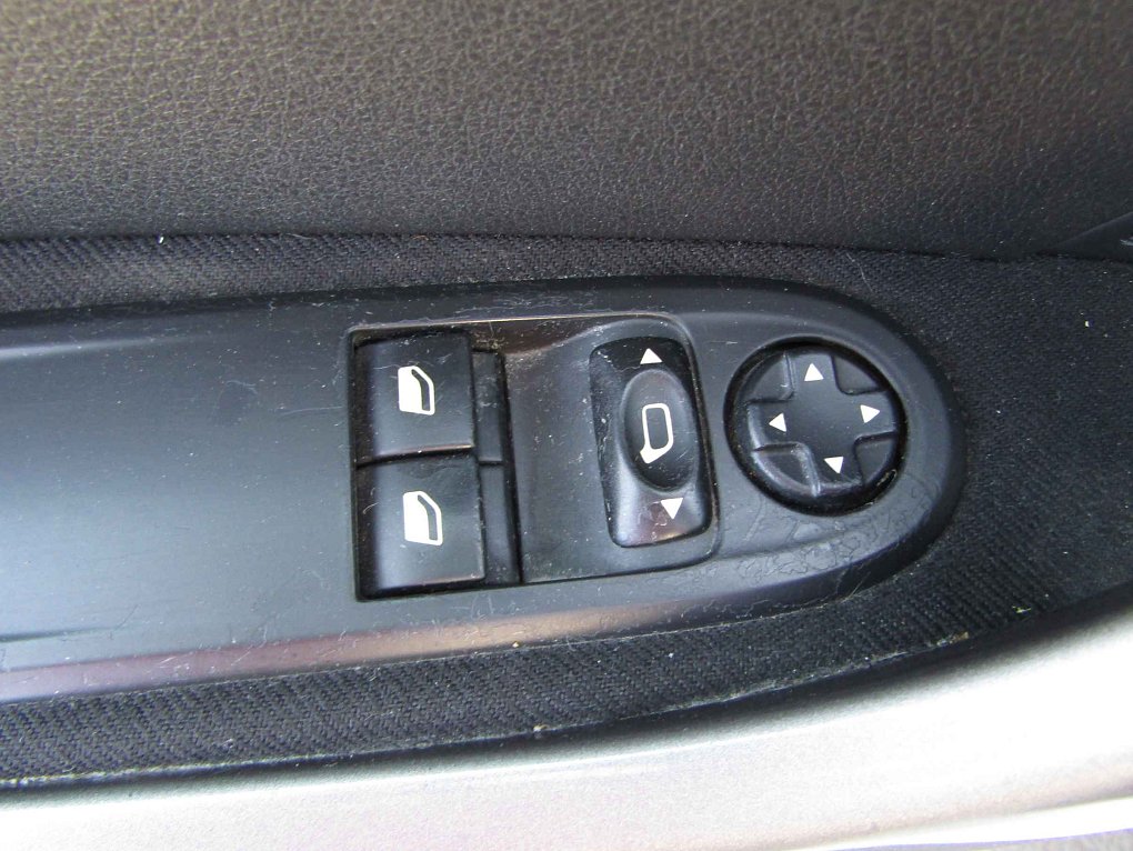 Peugeot 308 1.6 HDi 