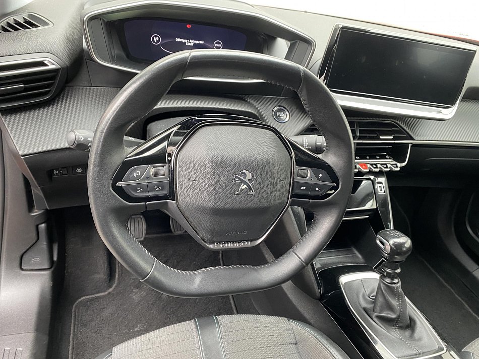 Peugeot 2008 1.2 PT Allure