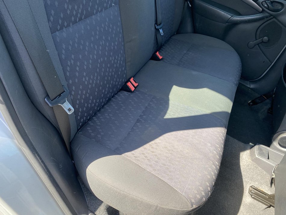 Ford Focus 1.6i 