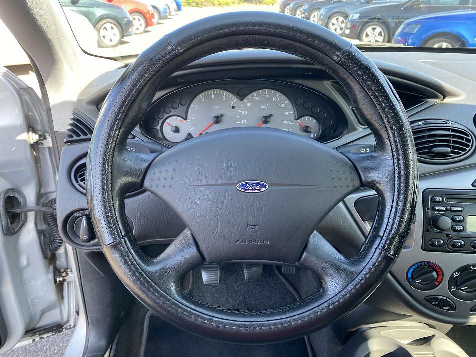 Ford Focus 1.6i 