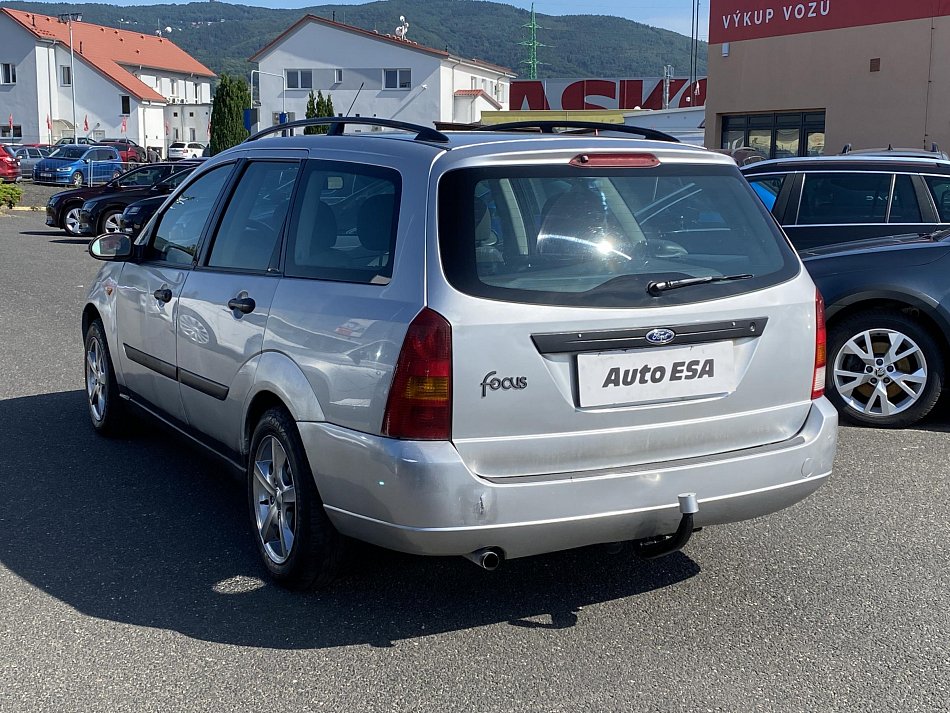 Ford Focus 1.6i 