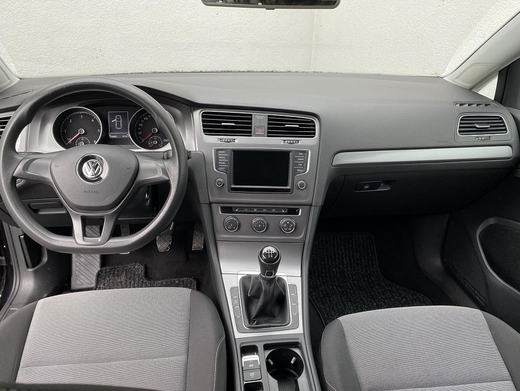 Volkswagen Golf 1.6 TDi Trendline