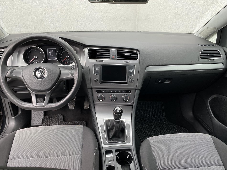 Volkswagen Golf 1.6 TDi Trendline