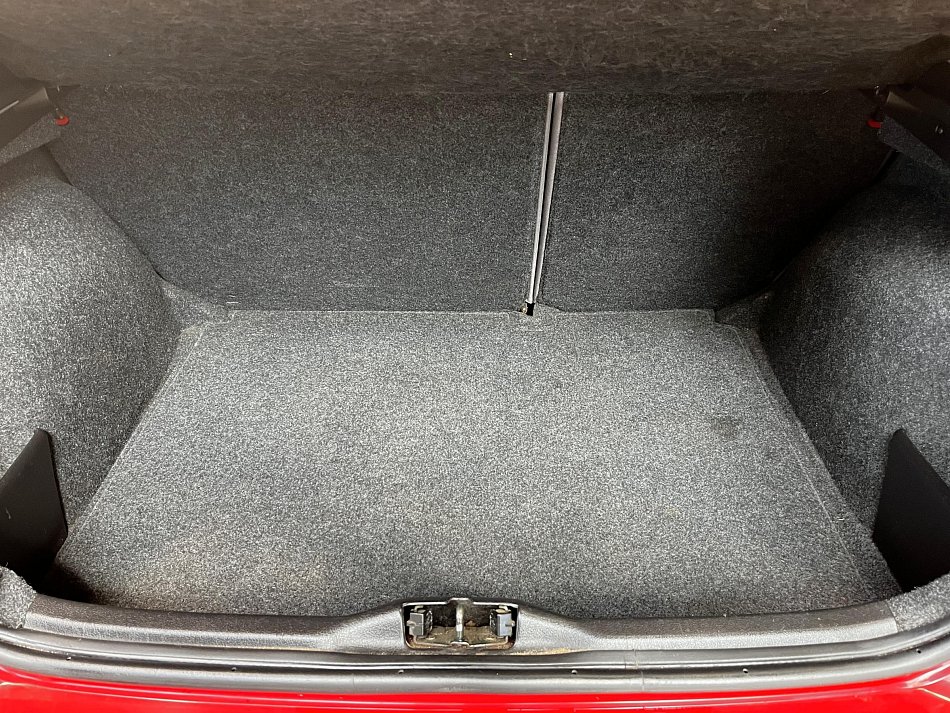 Peugeot 307 1.4 i 