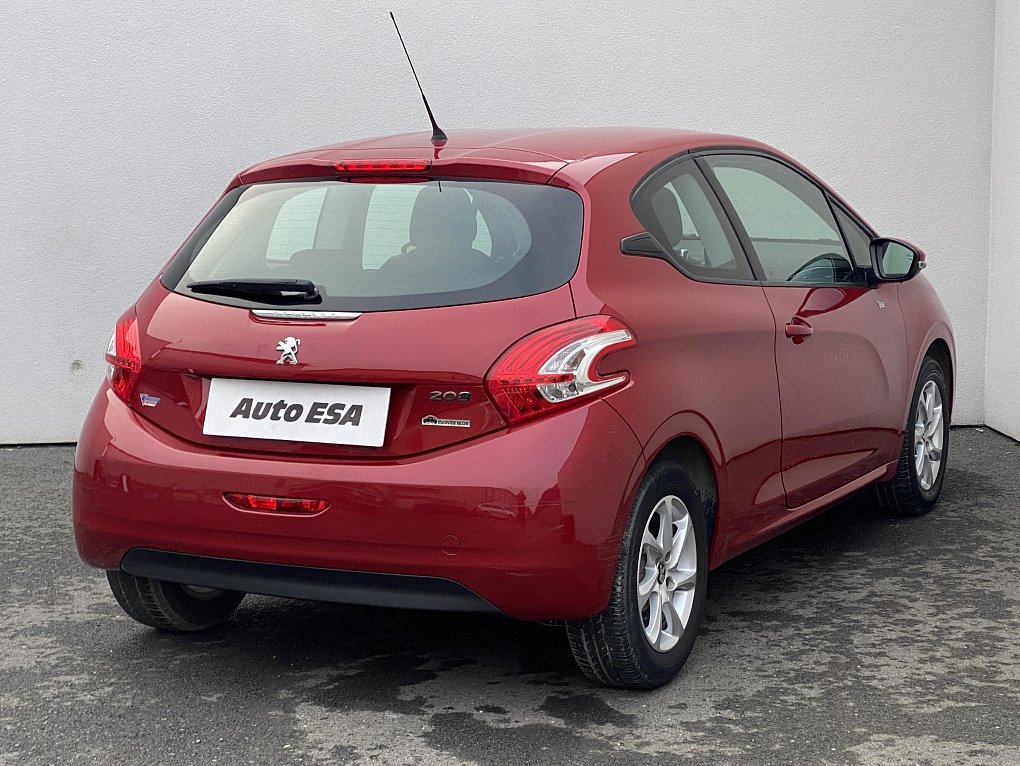 Peugeot 208 1.2i Active