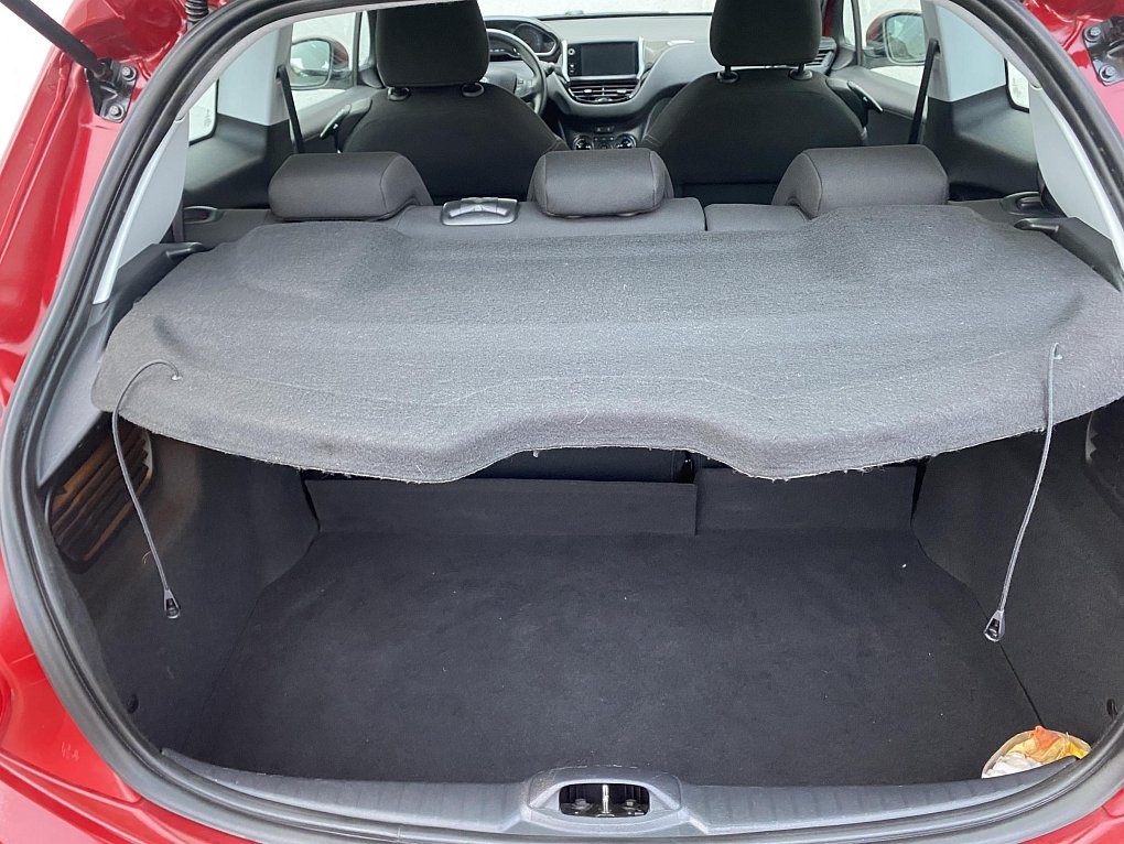 Peugeot 208 1.2i Active