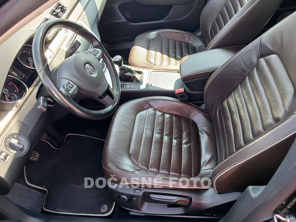 Volkswagen Passat 2.0 TDi 