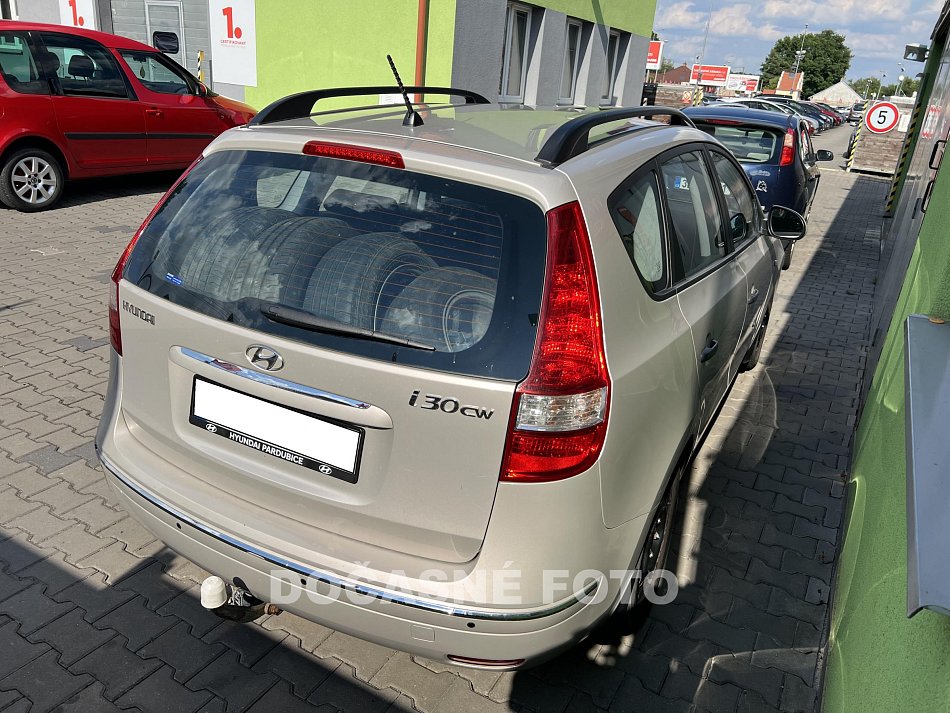 Hyundai I30 1.4 i  16V 