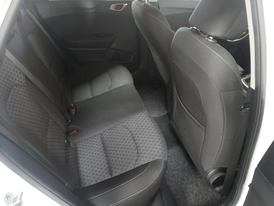 Kia Ceed 1.6 CRDi TOP