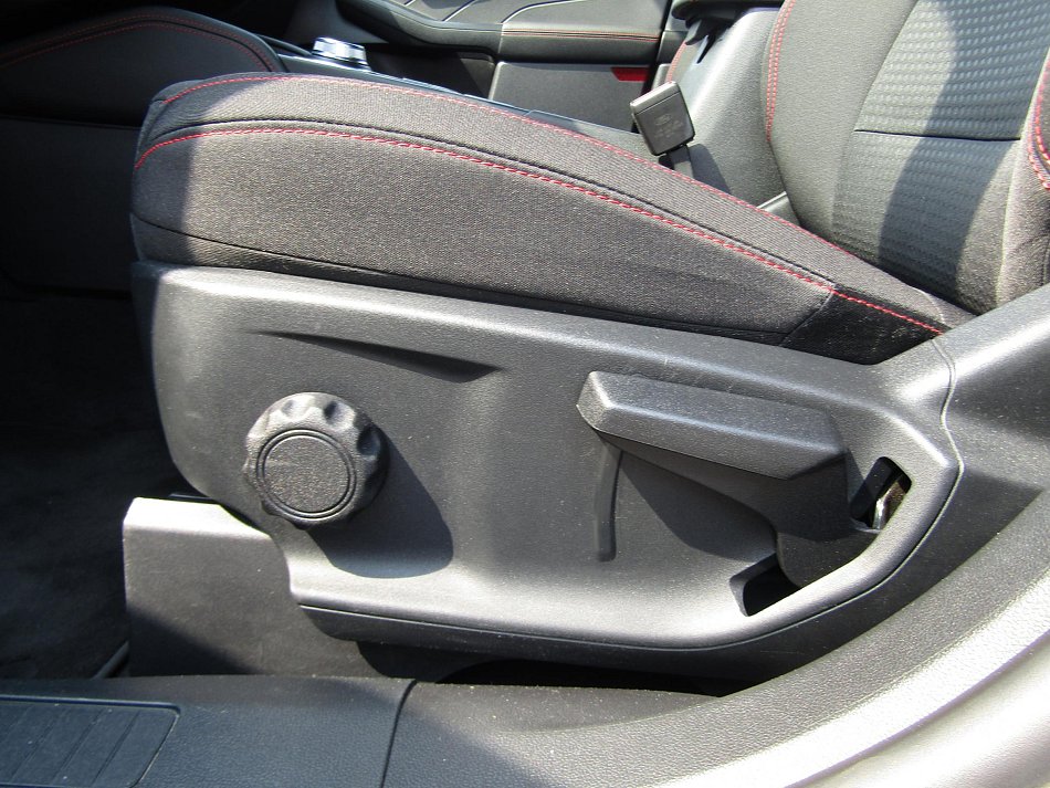 Ford Kuga 2.5 HEV 