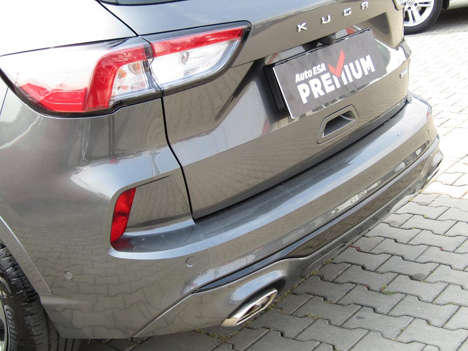 Ford Kuga 2.5 HEV 