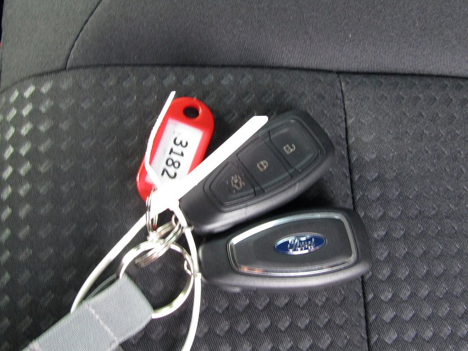 Ford Kuga 2.5 HEV 