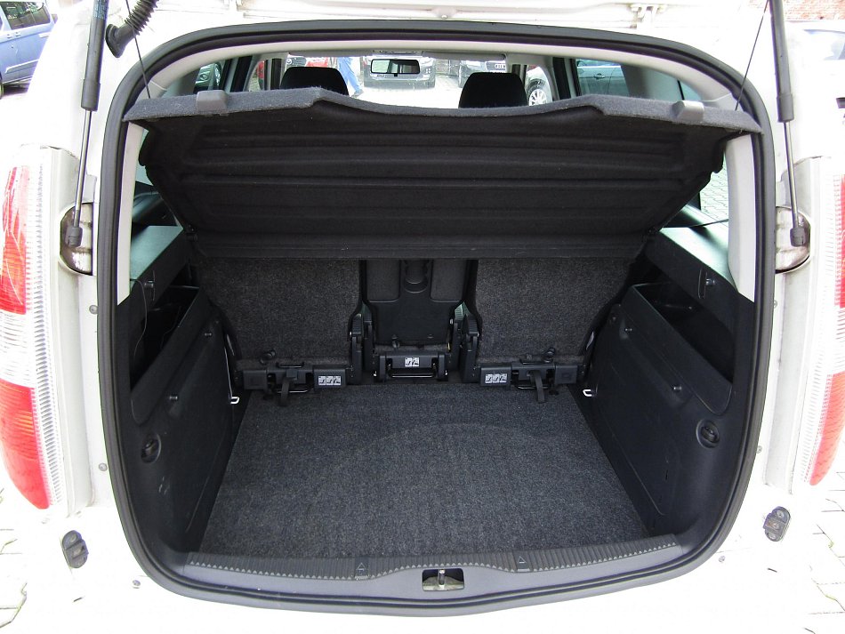 Škoda Roomster 1.4i 16V Ambition