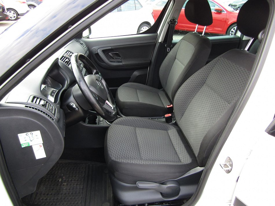 Škoda Roomster 1.4i 16V Ambition