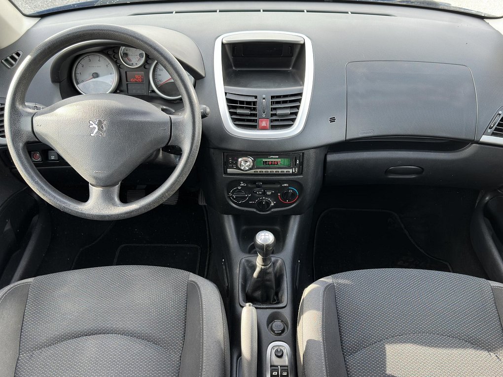 Peugeot 206 1.1i 